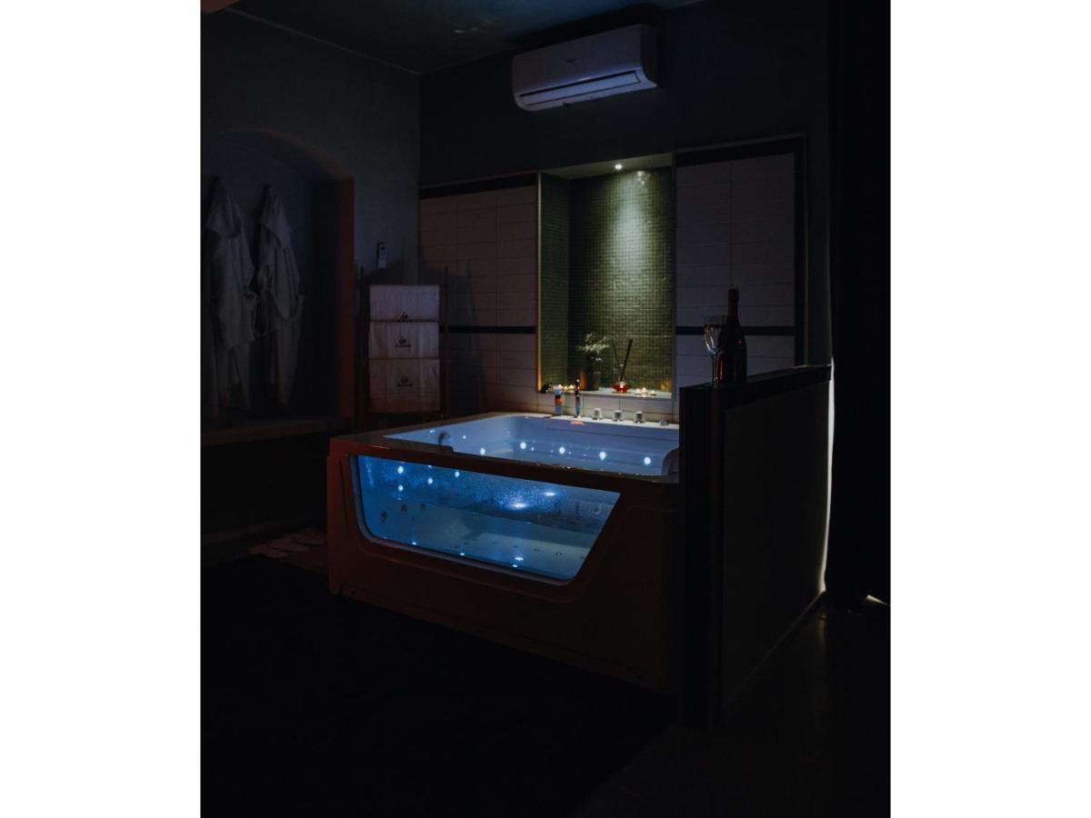 Le Coccole Luxury Suite Sannicandro di Bari Экстерьер фото